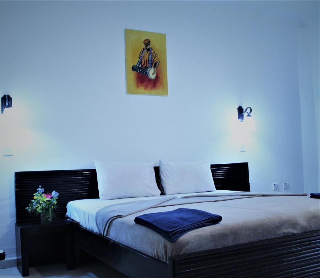 Badala Park Hotel Kotu Zewnętrze zdjęcie