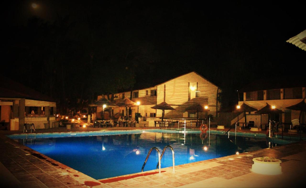 Badala Park Hotel Kotu Zewnętrze zdjęcie