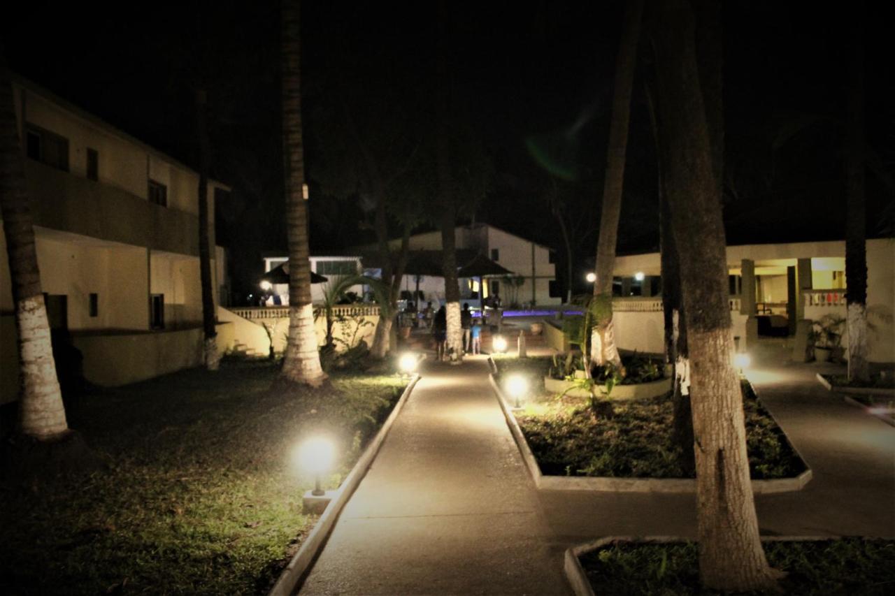 Badala Park Hotel Kotu Zewnętrze zdjęcie