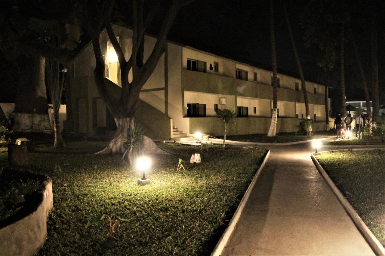 Badala Park Hotel Kotu Zewnętrze zdjęcie